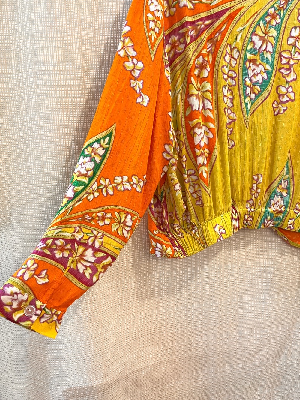 Haute Hippie Cropped Top Paisley Boho Vibrant Festival Playful - Picture 10 of 15